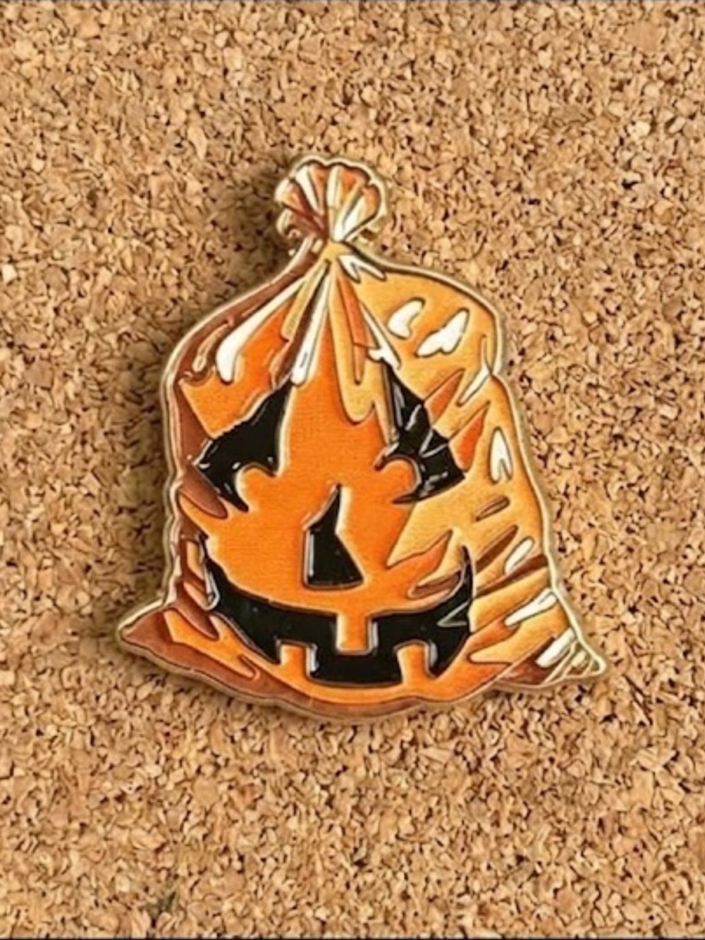 🔥3/$12 - Enamel Pin - Retro Halloween Leaf Bag